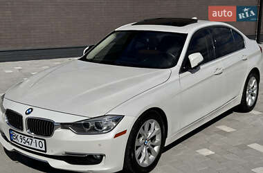 Седан BMW 3 Series 2015 в Сарнах