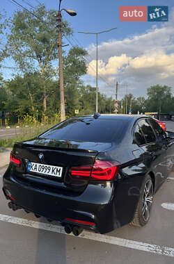 Седан BMW 3 Series 2016 в Киеве