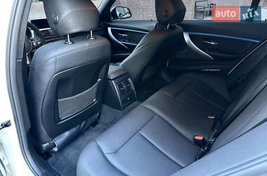 Седан BMW 3 Series 2017 в 