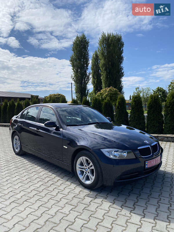 Седан BMW 3 Series 2005 в 