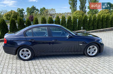 Седан BMW 3 Series 2005 в 