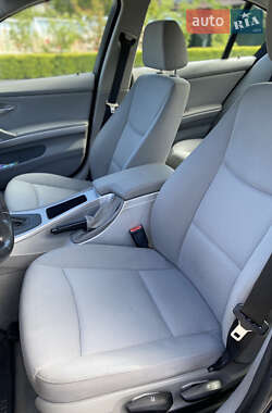 Седан BMW 3 Series 2005 в 