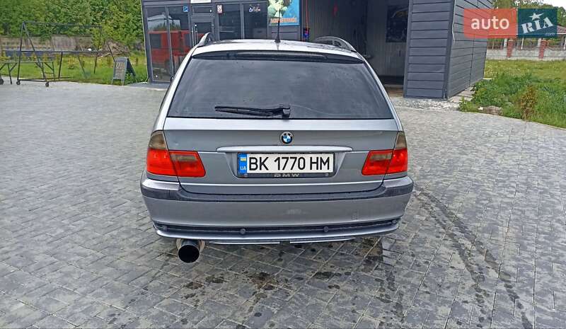 Универсал BMW 3 Series 2003 в Корце