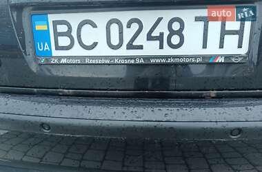 Седан BMW 3 Series 2002 в Ужгороді