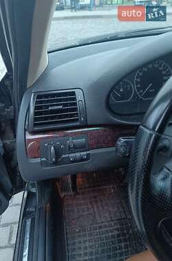 Седан BMW 3 Series 2002 в Ужгороді