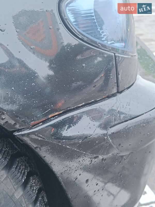 Седан BMW 3 Series 2002 в Ужгороде