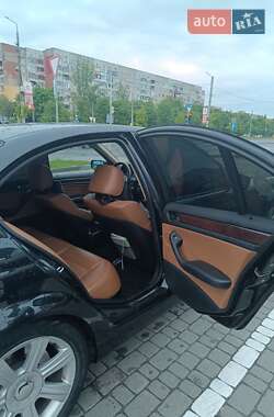 Седан BMW 3 Series 2002 в Ужгороді