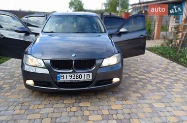 Седан BMW 3 Series 2005 в Гадяче