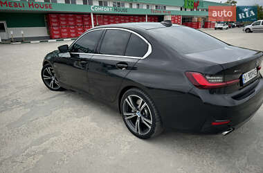 Седан BMW 3 Series 2022 в 
