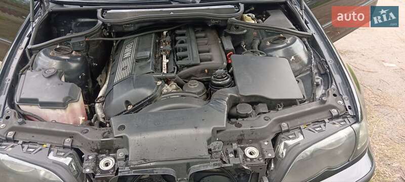 Седан BMW 3 Series 2002 в Конотопе