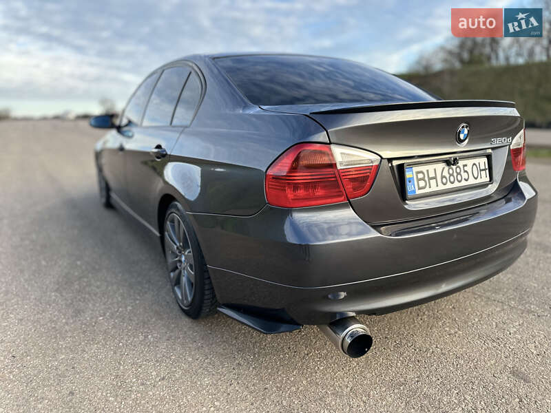 Седан BMW 3 Series 2006 в Одессе