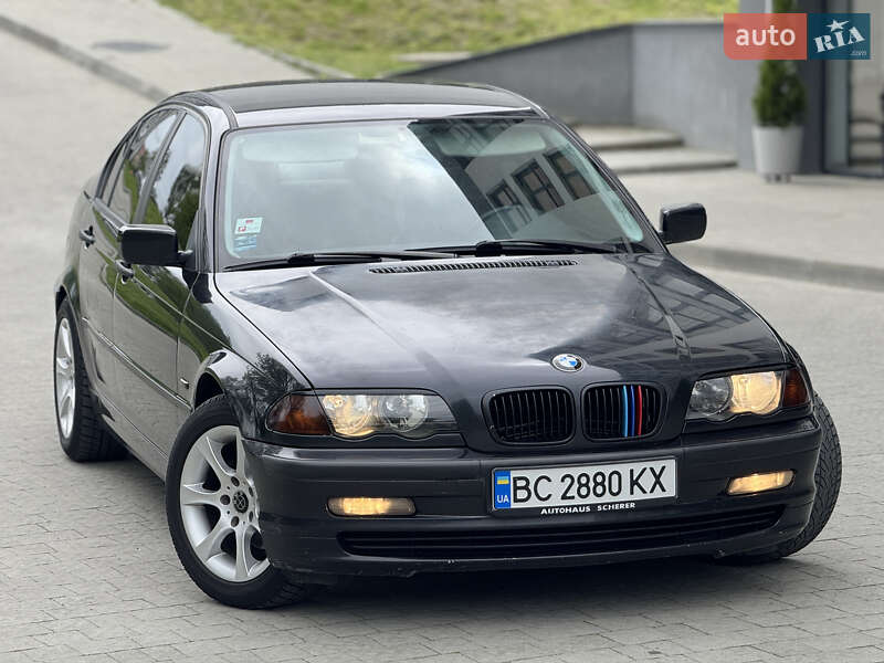 Седан BMW 3 Series 2000 в Новояворовске