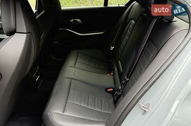 Седан BMW 3 Series 2025 в 