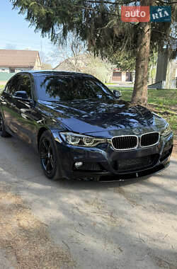 Седан BMW 3 Series 2015 в Умані