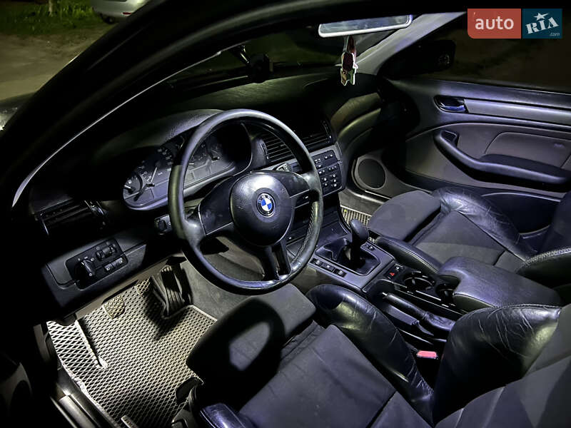 Седан BMW 3 Series 2004 в Кролевце