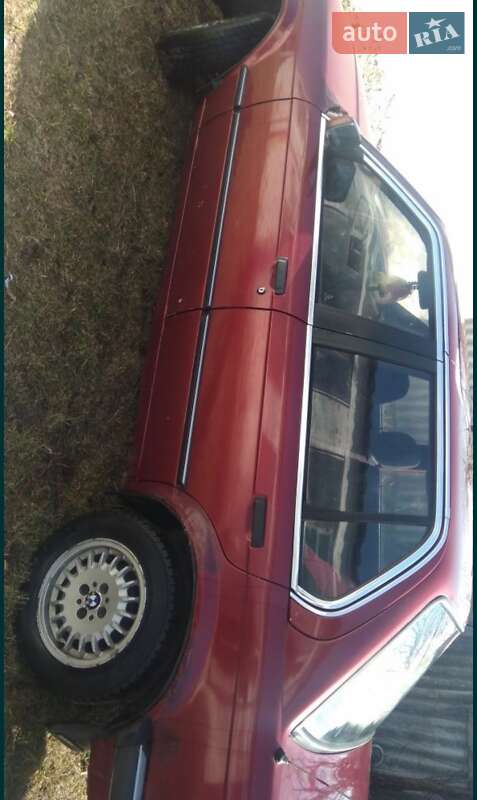 Седан BMW 3 Series 1987 в Константиновке (Краматорского района) фото 12 Седан BMW 3 Series 1987 в Константиновке (Краматорского района)