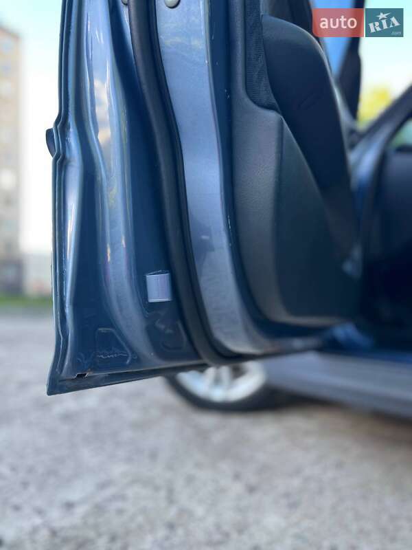 Седан BMW 3 Series 2001 в Сумах