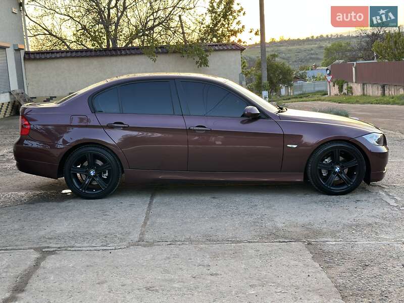 Седан BMW 3 Series 2006 в Одесі