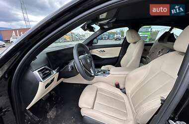 Седан BMW 3 Series 2023 в 