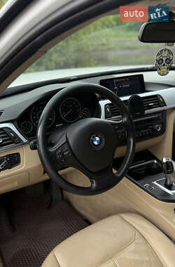 Седан BMW 3 Series 2012 в 