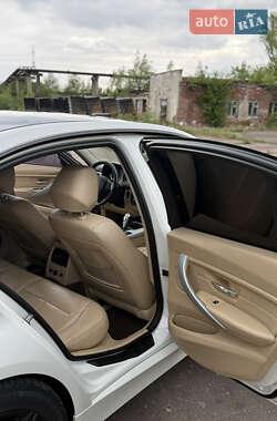 Седан BMW 3 Series 2012 в 