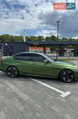 Седан BMW 3 Series 2017 в 