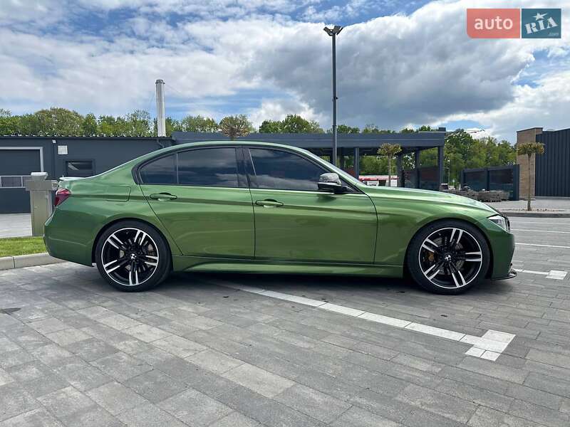 Седан BMW 3 Series 2017 в Луцке