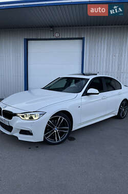 Седан BMW 3 Series 2015 в Запоріжжі