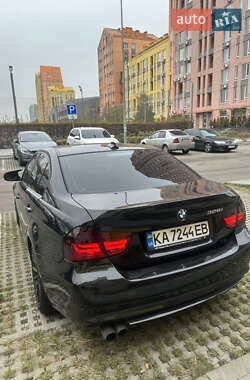 Седан BMW 3 Series 2011 в 