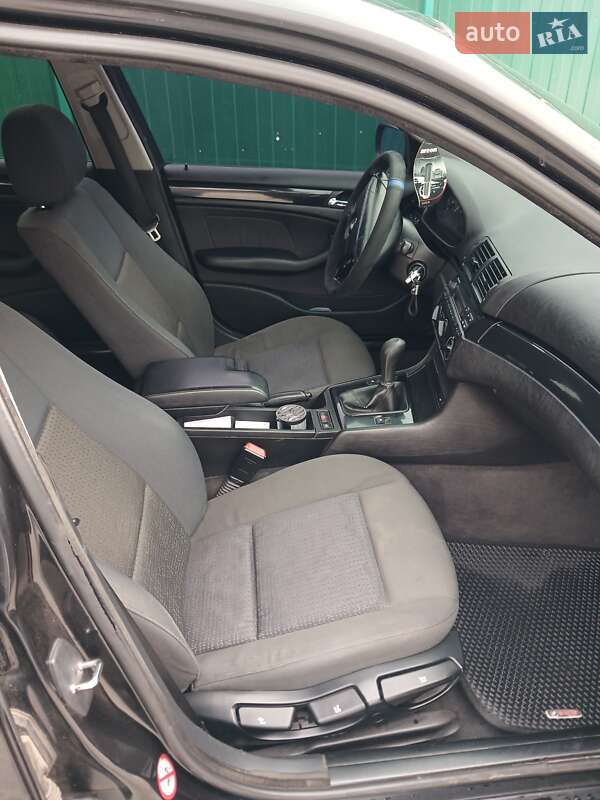 Седан BMW 3 Series 2001 в Каневі