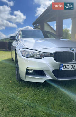 Седан BMW 3 Series 2013 в Жовкве