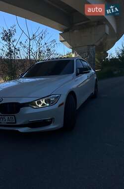 Седан BMW 3 Series 2015 в 