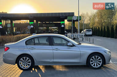 Седан BMW 3 Series 2017 в 