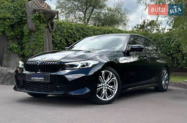 Седан BMW 3 Series 2022 в Дніпрі