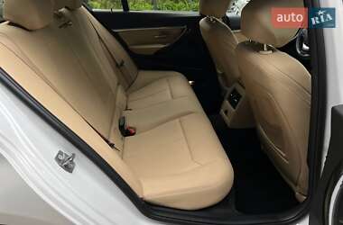 Седан BMW 3 Series 2018 в 