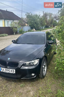 Купе BMW 3 Series 2009 в Киеве