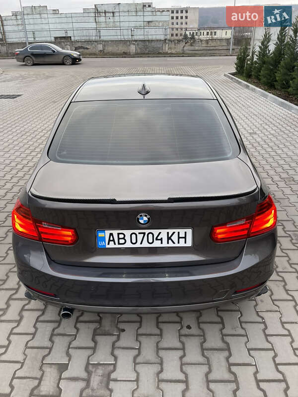 Седан BMW 3 Series 2012 в Могилев-Подольске фото 10 Седан BMW 3 Series 2012 в Могилев-Подольске