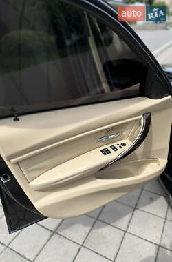 Седан BMW 3 Series 2015 в 