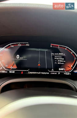 Седан BMW 3 Series 2022 в 