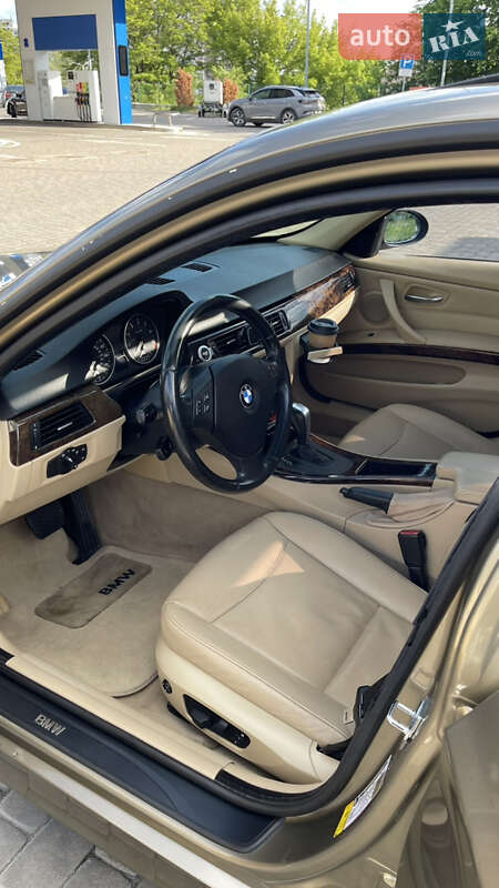 Седан BMW 3 Series 2006 в Києві