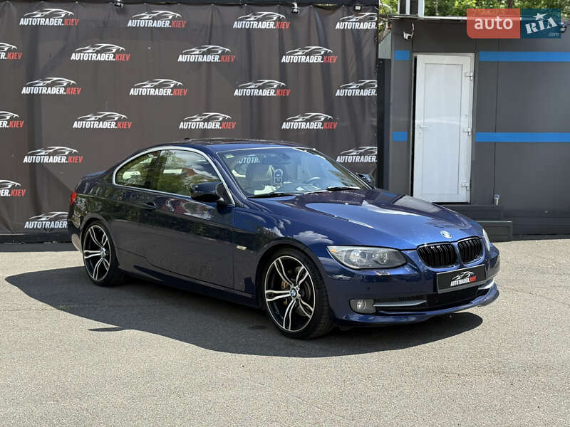 BMW 3 Series 2011