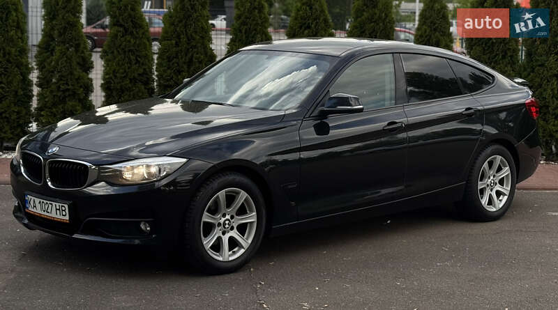 Седан BMW 3 Series 2015 в Киеве