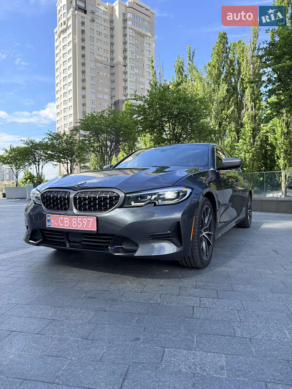 Седан BMW 3 Series 2019 в Києві