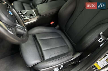 Седан BMW 3 Series 2019 в 