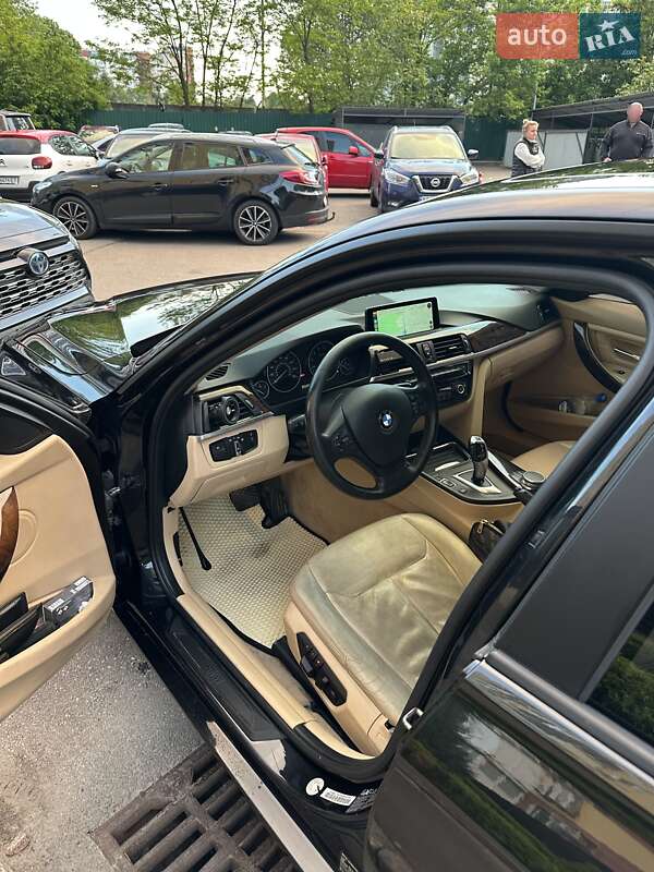 Седан BMW 3 Series 2012 в Киеве