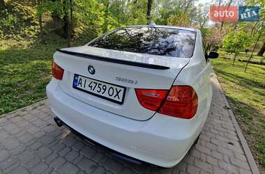 Седан BMW 3 Series 2011 в 