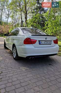 Седан BMW 3 Series 2011 в 