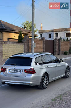 Универсал BMW 3 Series 2010 в 