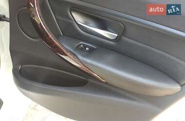 Седан BMW 3 Series 2014 в 