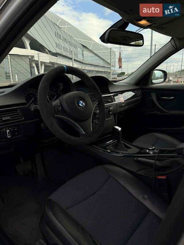 Седан BMW 3 Series 2010 в Львове фото 21 Седан BMW 3 Series 2010 в Львове